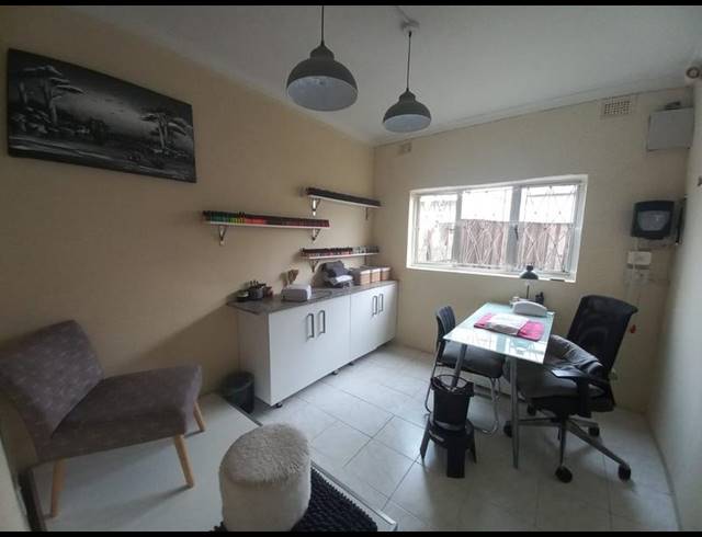 2 BEDROOM HOUSE FOR SALE IN MOORTON